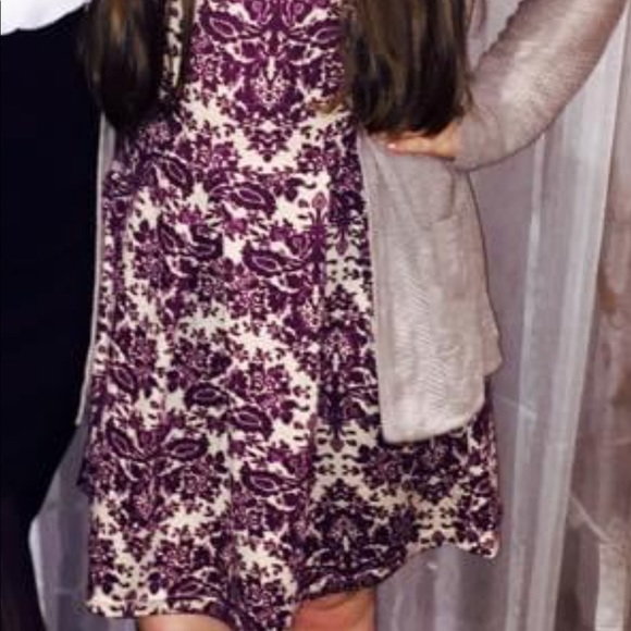 Women’s Dress - Picture 5 of 6